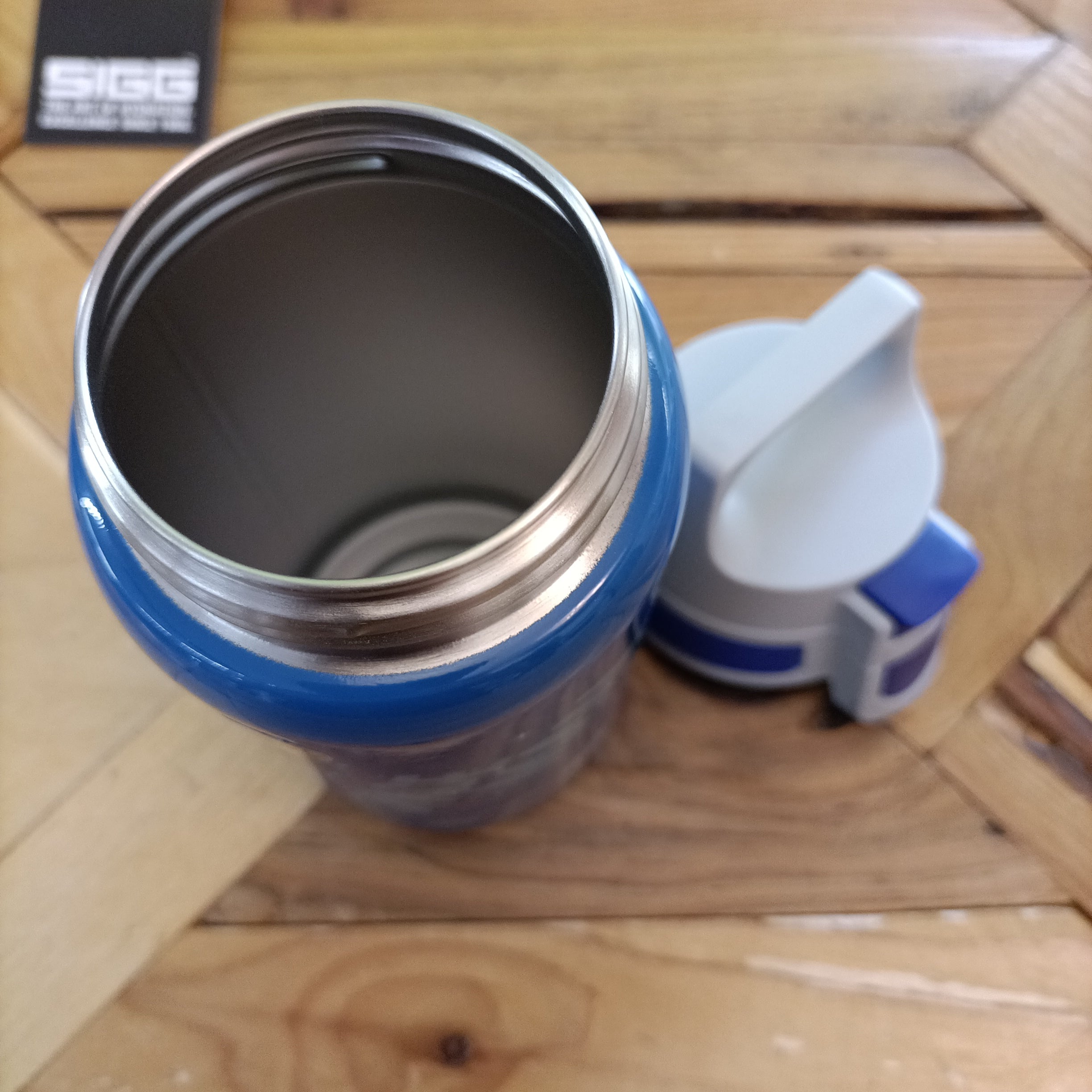 Borraccia SIGG in acciaio 0.50 lt - Spazio